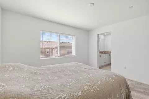 Bedroom - 355 Citrine Trl, Fallbrook, CA 92028 photo 1 of 3