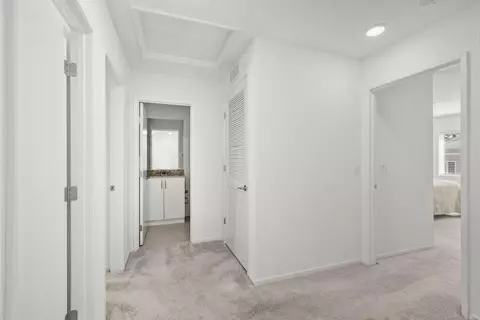 Entry Way - 355 Citrine Trl, Fallbrook, CA 92028 photo 3 of 3