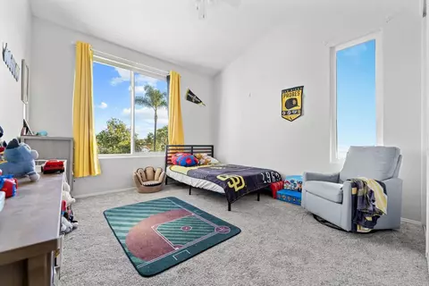 Bedroom - 4912 Colusa Dr, Oceanside, CA 92056 photo 2 of 4