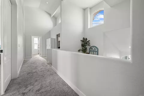 Entry Way - 4912 Colusa Dr, Oceanside, CA 92056 photo 3 of 4