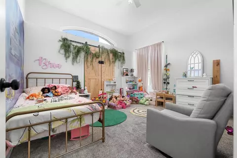 Bedroom - 4912 Colusa Dr, Oceanside, CA 92056 photo 3 of 4