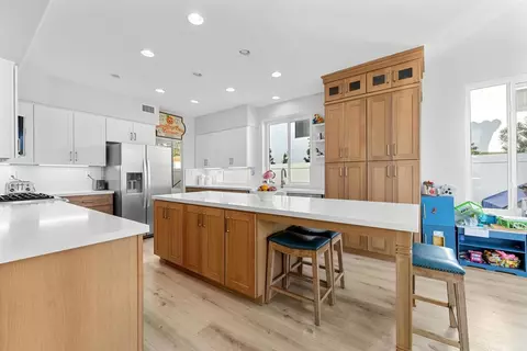 Kitchen - 4912 Colusa Dr, Oceanside, CA 92056 photo 3 of 5