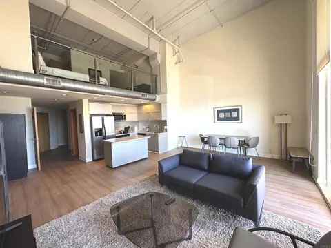 Living - 550 Seagaze Dr #23, Oceanside, CA 92054 photo 1 of 1