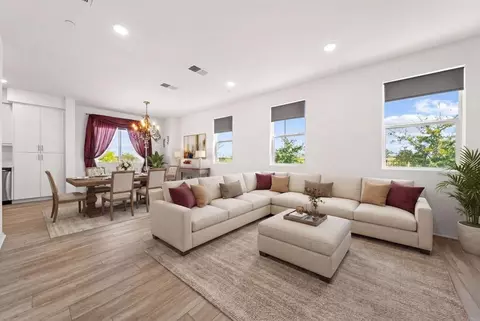 5284 Beachfront Cv #245, San Diego, CA 92154