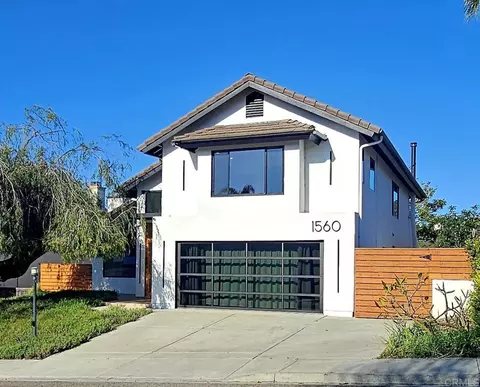 1560 Hawk View Dr, Encinitas, CA 92024