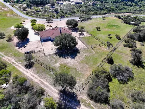View/Area - 10204 Mount Olympus Valley Rd, Fallbrook, CA 92028 photo 14 of 15