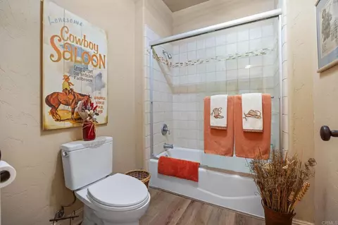Bath - 10204 Mount Olympus Valley Rd, Fallbrook, CA 92028 photo 3 of 4