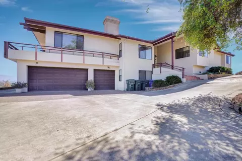 10549 Cerveza Dr, Escondido, CA 92026