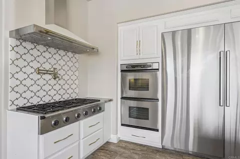 Kitchen - 970 Dove Run Rd, Encinitas, CA 92024 photo 4 of 5