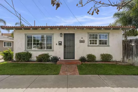 1212 2nd St, Coronado, CA 92118