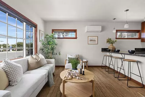 Living - 1212 2nd St, Coronado, CA 92118 photo 1 of 4