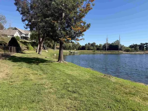 View/Area - 4286 La Canada Rd, Fallbrook, CA 92028 photo 10 of 13