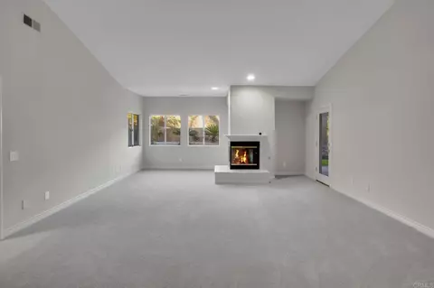 Living - 4286 La Canada Rd, Fallbrook, CA 92028 photo 4 of 7