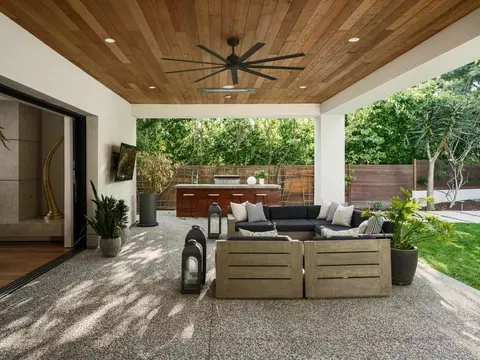 Exterior - 6819 Paseo Laredo, La Jolla, CA 92037 photo 8 of 16