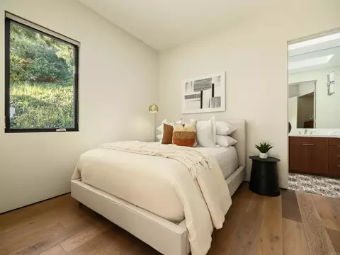 Bedroom - 6819 Paseo Laredo, La Jolla, CA 92037 photo 7 of 7