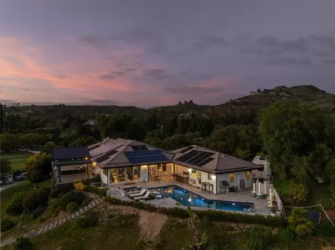 7017 Via Mariposa Sur, Bonsall, CA 92003