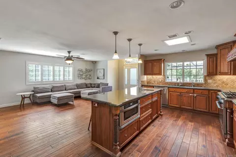 Kitchen - 11985 Rocoso Rd, Lakeside, CA 92040 photo 3 of 3