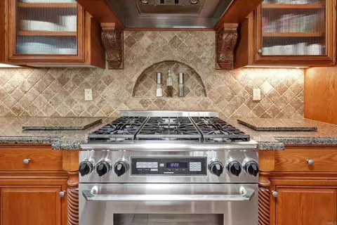 Kitchen - 11985 Rocoso Rd, Lakeside, CA 92040 photo 2 of 3