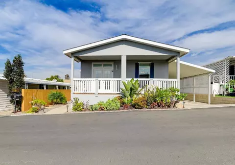 718 Sycamore Ave #14, Vista, CA 92083