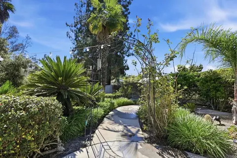 Exterior - 2455 Clearcrest Ln, Fallbrook, CA 92028 photo 21 of 22