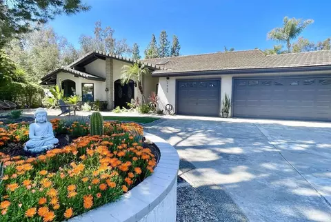 Exterior - 2455 Clearcrest Ln, Fallbrook, CA 92028 photo 2 of 22
