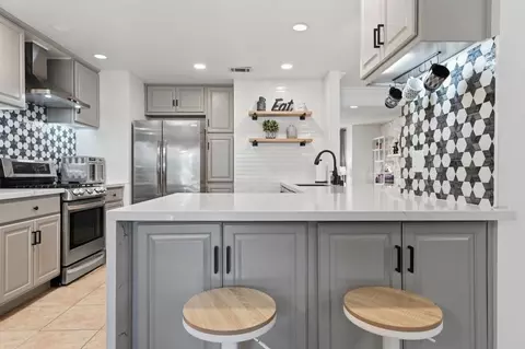 Kitchen - 2455 Clearcrest Ln, Fallbrook, CA 92028 photo 4 of 9