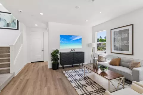 Entry Way - 701 Kingbird Loop, Oceanside, CA 92058 photo 1 of 2