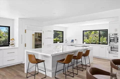 524 Morningside Dr, Vista, CA 92084