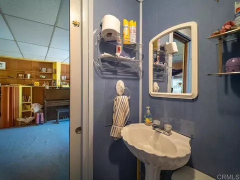 Bath - 210 S Orange, Fallbrook, CA 92028 photo 1 of 5