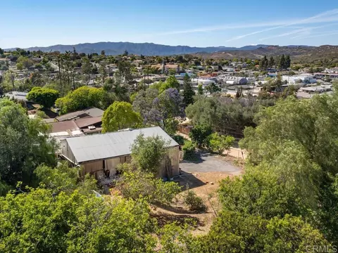 View/Area - 210 S Orange, Fallbrook, CA 92028 photo 16 of 19