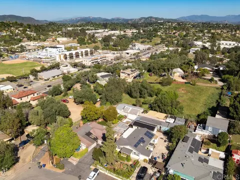 View/Area - 210 S Orange, Fallbrook, CA 92028 photo 9 of 19