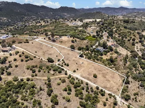 15626 Mathew Rd, Valley Center, CA 92082
