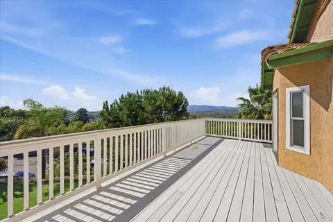 Exterior - 842 Porter Way, Fallbrook, CA 92028 photo 6 of 6