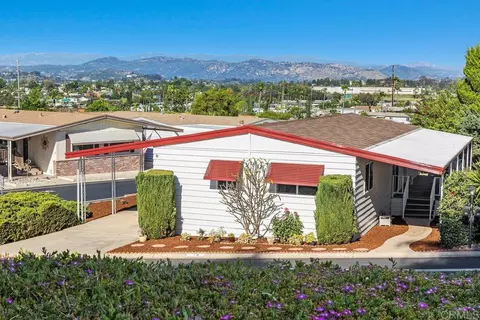 1175 La Moree Rd #SPC 19, San Marcos, CA 92078