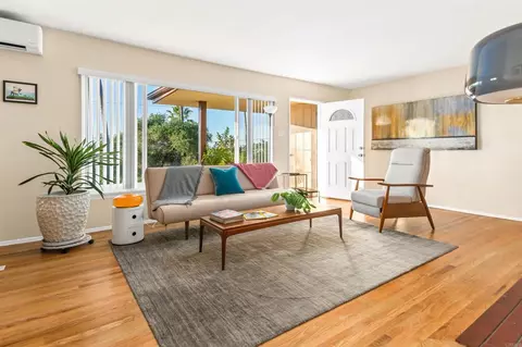 471 Palm Dr, Vista, CA 92084