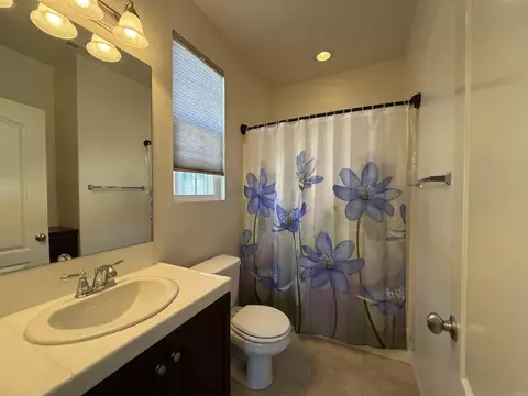 Bath - 1273 Breakaway Dr, Oceanside, CA 92057 photo 5 of 6