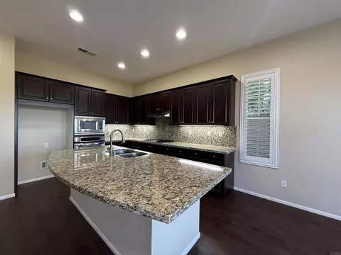 Kitchen - 1273 Breakaway Dr, Oceanside, CA 92057 photo 2 of 5