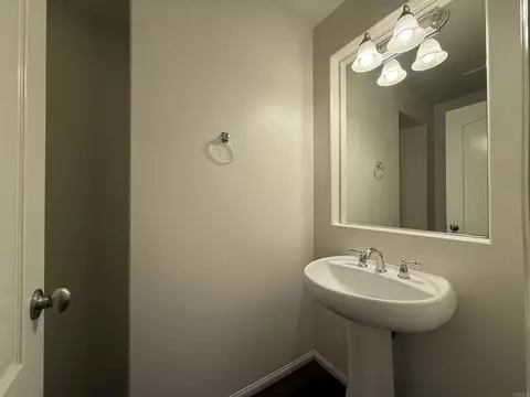 Bath - 1273 Breakaway Dr, Oceanside, CA 92057 photo 6 of 6