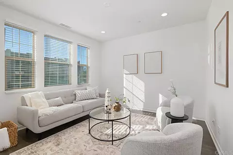 Living - 313 Brookside Way, Santee, CA 92071 photo 1 of 4