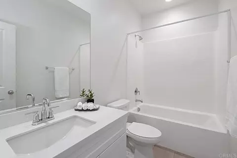 Bath - 313 Brookside Way, Santee, CA 92071 photo 4 of 4
