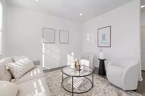 Living - 313 Brookside Way, Santee, CA 92071 photo 2 of 4