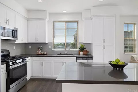 Kitchen - 313 Brookside Way, Santee, CA 92071 photo 7 of 8