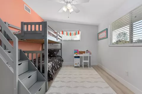 Bedroom - 1265 E Fallbrook St, Fallbrook, CA 92028 photo 3 of 6
