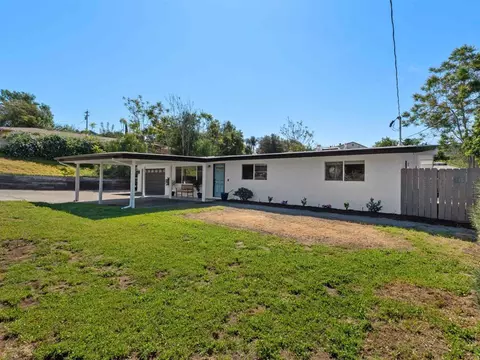 Exterior - 1265 E Fallbrook St, Fallbrook, CA 92028 photo 18 of 18
