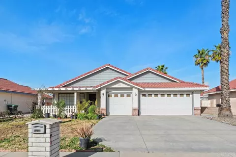 1361 S Palm Ave, Hemet, CA 92543