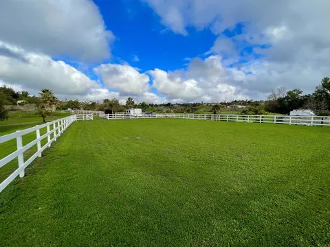 Exterior - 2357 Via Monserate, Fallbrook, CA 92028 photo 2 of 16