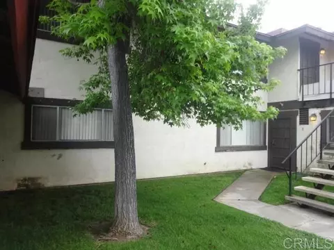 1223 Monique Ct, Vista, CA 92084