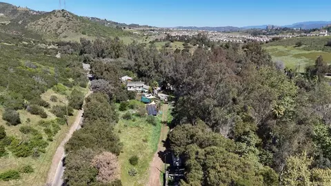 View/Area - 9237 Harmony Grv, Escondido, CA 92029 photo 4 of 6