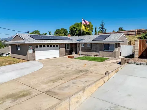 8653 Via Del Luz, El Cajon, CA 92021