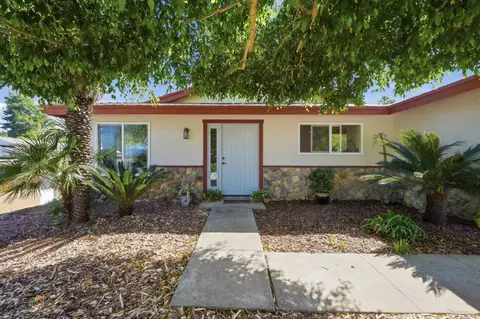 1024 Kiel Rd, Fallbrook, CA 92028